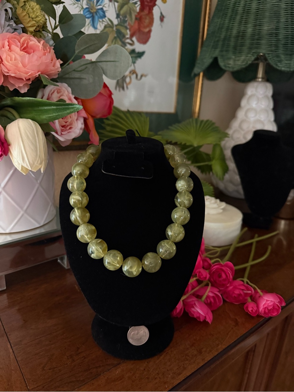 NEW Green Beaded Statement Necklace - Picture 2 of 4
